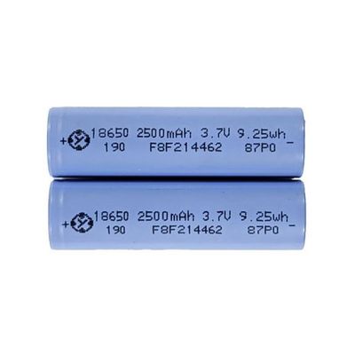 आरसी ड्रोन के लिए बहुक्रियाशील 18650 लिथियम बैटरी 3.7V 2500MAH