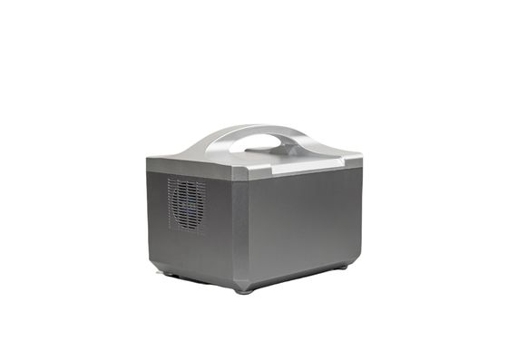IP65 पोर्टेबल पावर सप्लाई LifePO4 600WH बैटरी आउटपुट पावर 1200W तक सौर ऊर्जा जनरेटर कैंपिंग / घरेलू उपयोग के लिए