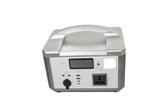 एलईडी लाइट / एसओएस लाइट 300W आउटडोर ऊर्जा बिजली की आपूर्ति वायरलेस चार्जिंग के साथ आउटडोर लंबी पैदल यात्रा के लिए सौर पोर्टेबल पावर बैंक