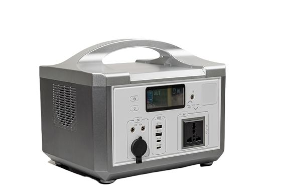 IP65 पोर्टेबल पावर सप्लाई LifePO4 600WH बैटरी आउटपुट पावर 1200W तक सौर ऊर्जा जनरेटर कैंपिंग / घरेलू उपयोग के लिए