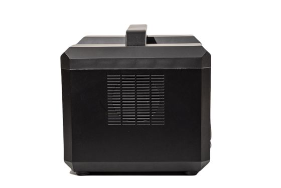 दीर्घायु 220V 50HZ एकल मार्ग इन्वर्टर आपातकालीन बिजली आपूर्ति के लिए एलईडी प्रकाश के साथ पोर्टेबल जनरेटर पावर स्टेशन