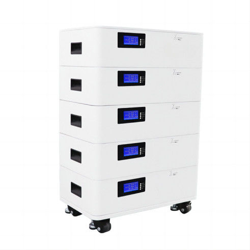 उच्च आउटपुट पावर स्टैक करने योग्य सौर पैनल इन्वर्टर 20.48KWH एलएफपी बैटरी सीई यूएल स्वीकृत के साथ घर के लिए